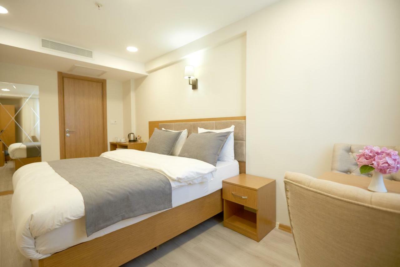 Kartal Palace Taksim Square Family Hotel Стамбул Экстерьер фото